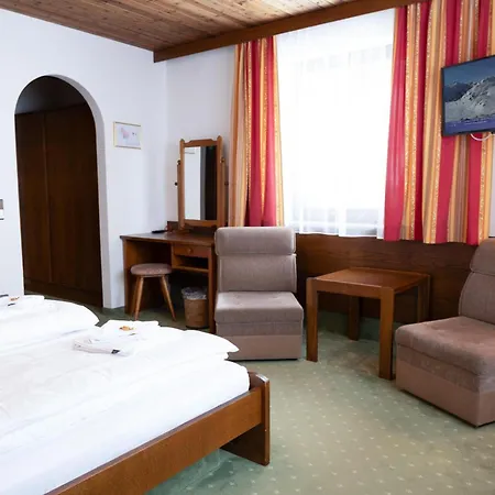 Central B&B Obertauern オーバータウエルン