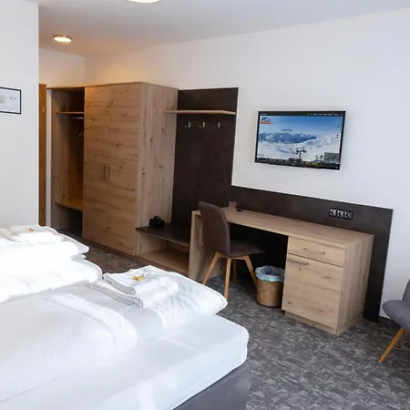 Central B&B Obertauern オーバータウエルン