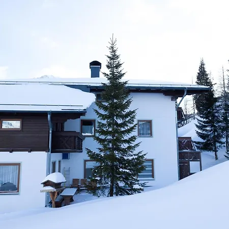 Central B&B Obertauern 3* オーバータウエルン