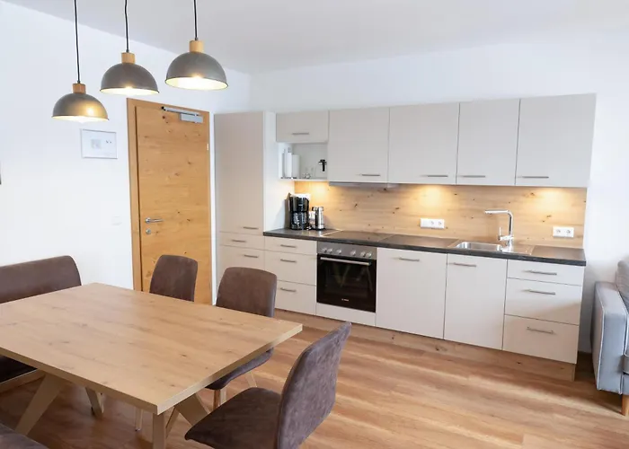 ゲストハウス Central B&B Obertauern オーバータウエルン