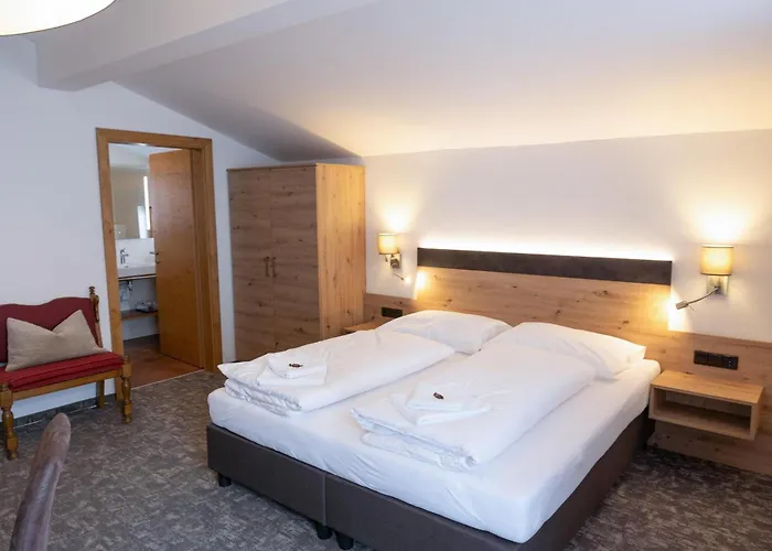 Central B&B Obertauern ゲストハウス オーバータウエルン