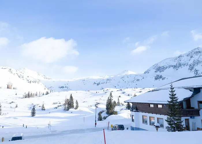 Central B&B Obertauern ゲストハウス オーバータウエルン